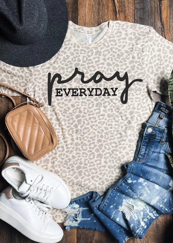 Pray Everyday Graphic Tee T-Shirt